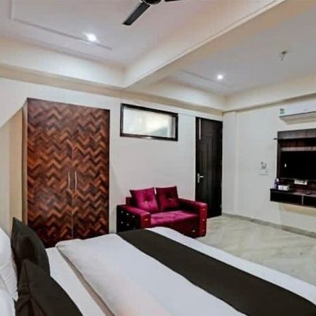 Savanna - A Boutique Stay Нойда Экстерьер фото